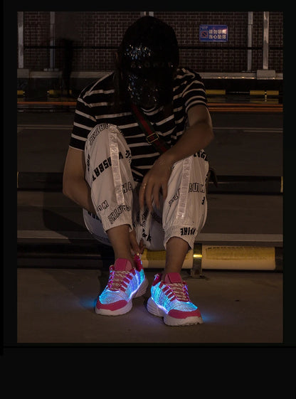 Men Fashion LED Shoes Light Up Sneakers USB Recharging Fiber OPTIC Cloth Elastic Sole Glowing Luminous Flashing Casual Shoes