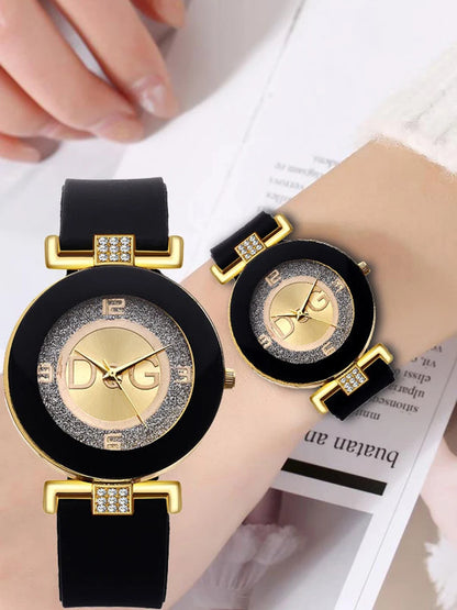 Simple Black White Quartz Watches Women Minimalist Design Silicone Strap Luxury Brand Wristwatch Big Dial Fashion Creative Watch